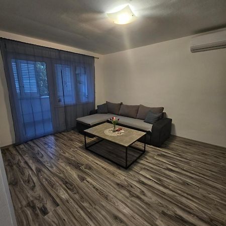 Apartman Smit Умаг Екстериор снимка