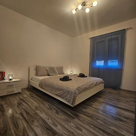 Apartman Smit Умаг Екстериор снимка
